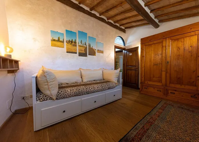 Mantellini15 - Caratteristico In Centro - Naonbnb Siena