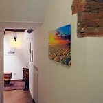 Апартаменты Mantellini15 - Caratteristico In Centro - Naonbnb