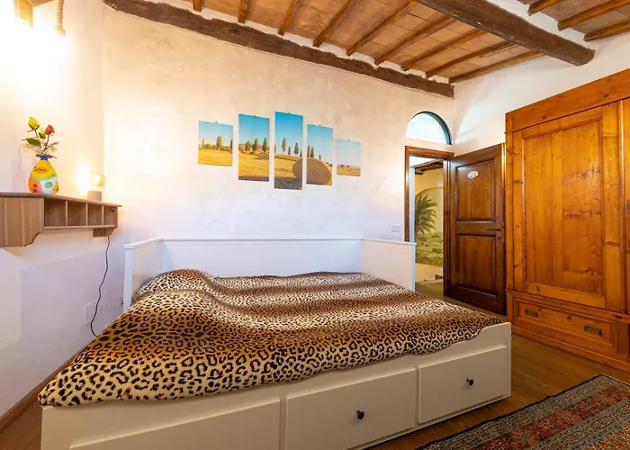 Mantellini15 - Caratteristico In Centro - Naonbnb Апартаменты Сиена