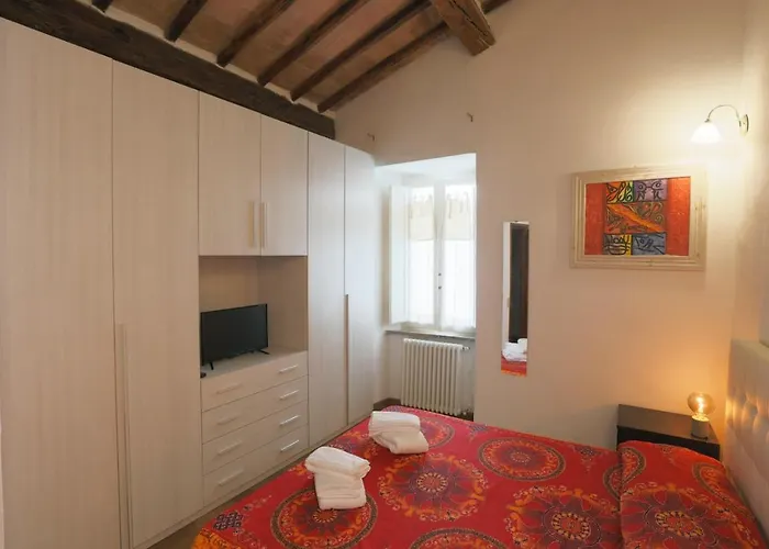 Mantellini15 - Caratteristico In Centro - Naonbnb Сиена