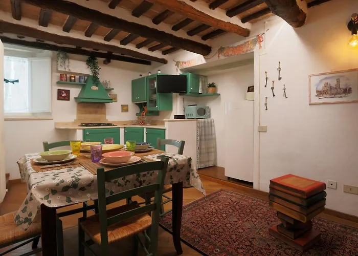 Mantellini15 - Caratteristico In Centro - Naonbnb דירה סיינה